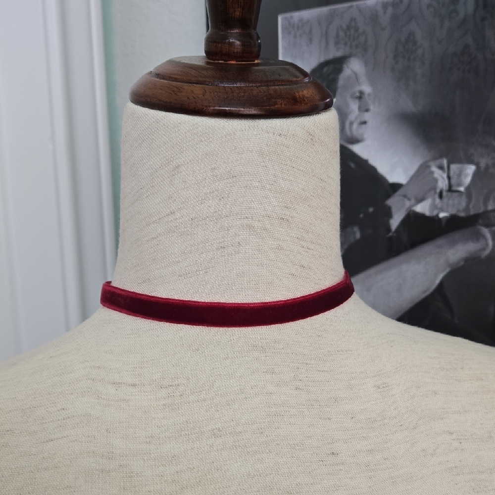 Petite Velvet Choker Necklace In Burgundy Red, NWT